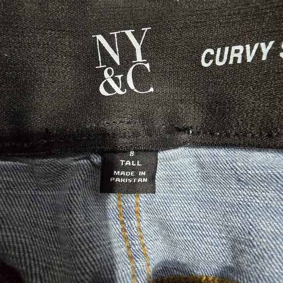 NY&Co Curvy Sculpting Bootcut Flare Jeans in Light Wash, High-Rise, EUC! - Picture 10 of 11